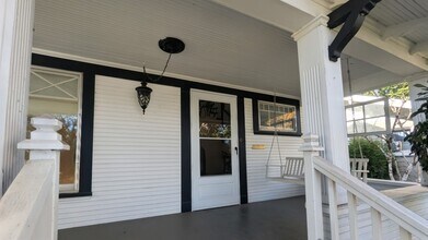 276 S Second St in Lebanon, OR - Building Photo - Building Photo