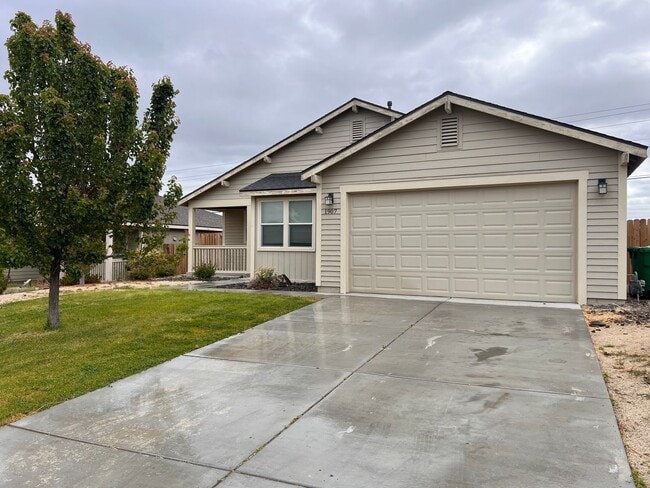 property at 1907 Canal Dr