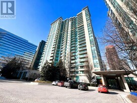 31 Bales Ave in Toronto, ON - Building Photo