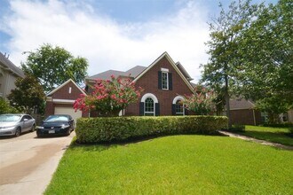 7902 Silent Forest Dr in Sugar Land, TX - Building Photo - Building Photo
