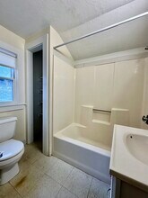7 Rifle Ct, Unit 7 Rifle in Watertown, MA - Building Photo - Building Photo