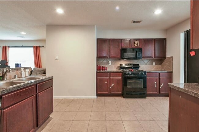 property at 4854 Fair Oak Dale Ln