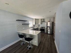 310 N William St in Mount Prospect, IL - Building Photo - Building Photo