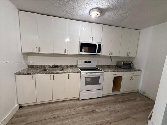 property at 2962 NW 46th St