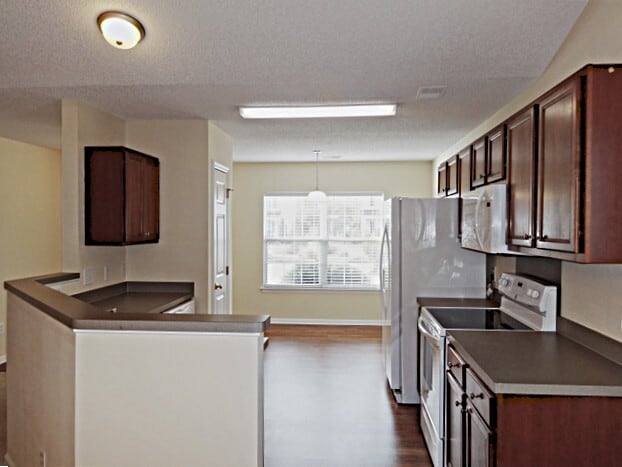 530 Beverly Dr in Summerville, SC - Building Photo - Building Photo