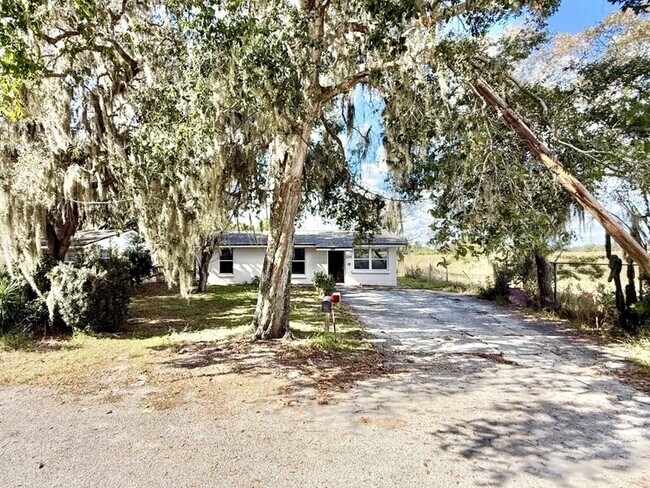 235 W Northside Dr in Lake Wales, FL - Building Photo - Building Photo