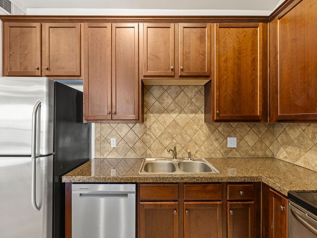 2450 Windrow Dr in Fort Collins, CO - Building Photo - Building Photo