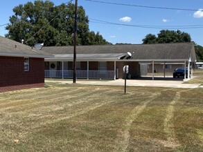 536 Franzen St in Winnie, TX - Building Photo - Building Photo