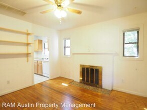 101 Franklin Blvd in Austin, TX - Building Photo - Building Photo