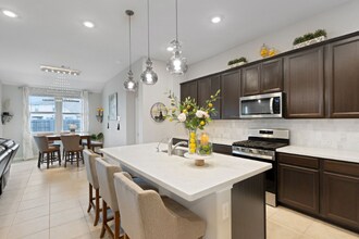 4510 Red Yucca Dr in Baytown, TX - Building Photo - Building Photo