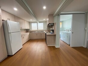 1722 Maoi Pl in Honolulu, HI - Building Photo - Building Photo