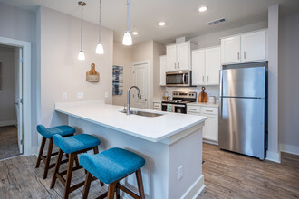 Farragut Junction Apartments in Farragut, TN - Building Photo - Interior Photo