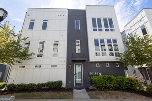 708 Banton Dr NW in Atlanta, GA - Building Photo