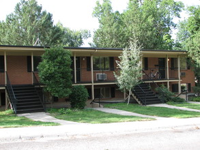 Foothills Apartments in Boise, ID - Foto de edificio - Building Photo