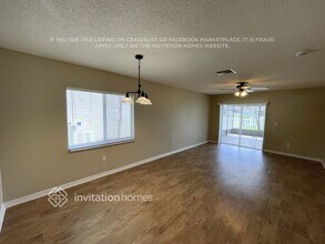 27144 La Jolla Way in Wesley Chapel, FL - Building Photo - Building Photo