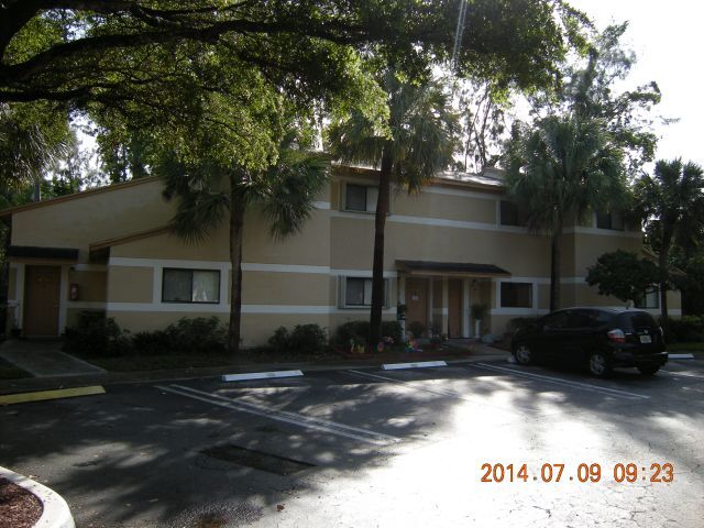 property at 350 Palm Cir W