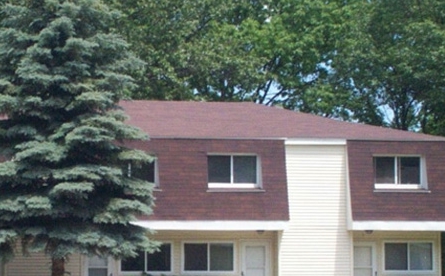 Forest Meadows Apartments in Harrison, MI - Building Photo