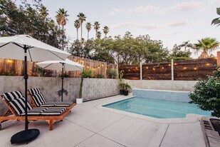 231 Hannalei Dr in Vista, CA - Building Photo