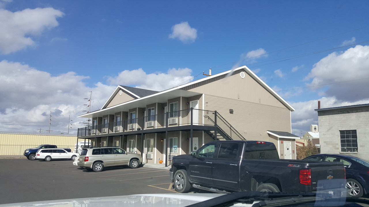 The Hamptons in Rexburg, ID - Building Photo