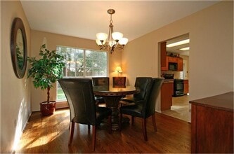 7 Thrush Grove Pl in Spring, TX - Building Photo - Building Photo