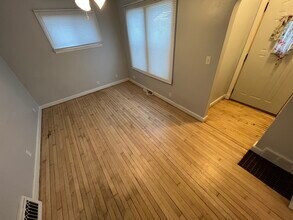 828 S 9th Ave in Wausau, WI - Building Photo - Building Photo