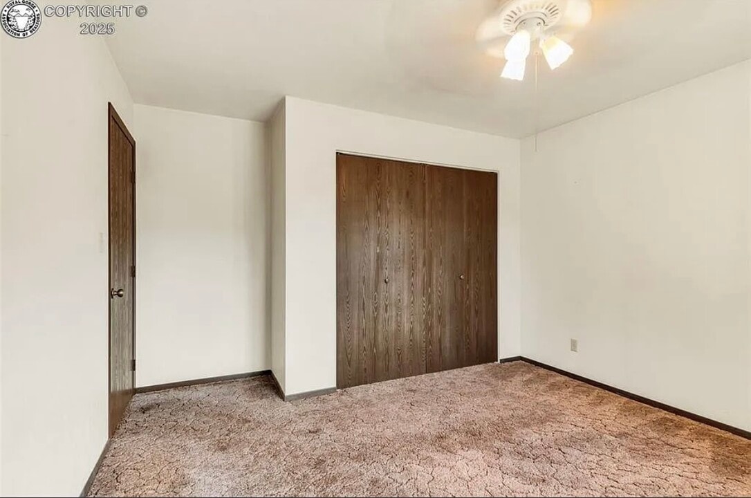 2500 Pear St in Canon City, CO - Building Photo