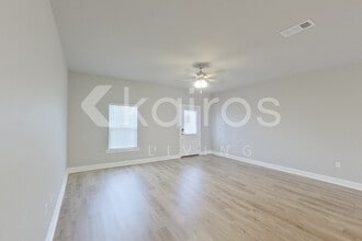 13784 Willowmore Dr in Denham Springs, LA - Building Photo - Building Photo