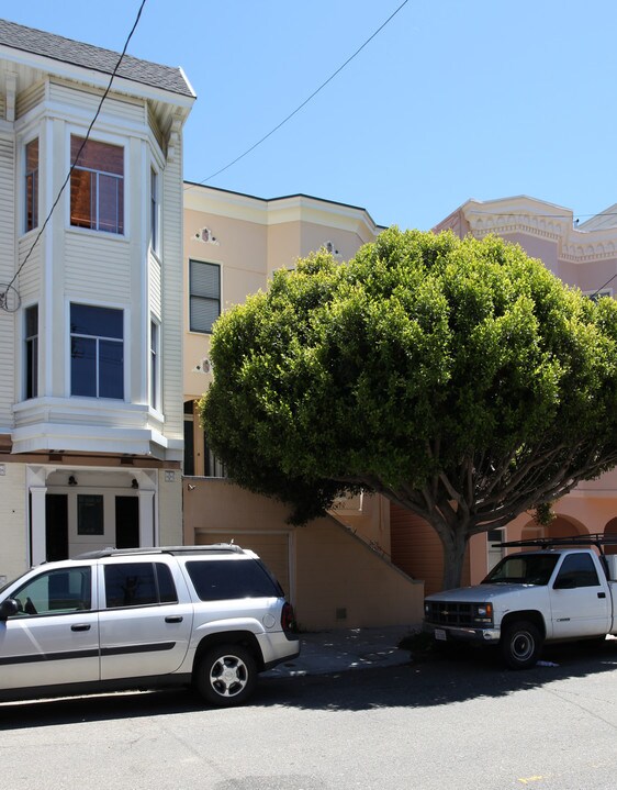 2826-2830 Gough St in San Francisco, CA - Building Photo