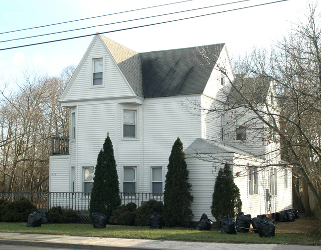 356 Cedar Ave