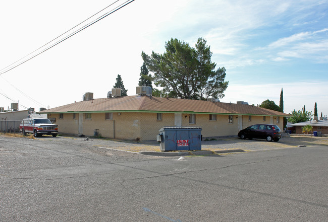 3901 Leavell Ave in El Paso, TX - Building Photo - Building Photo