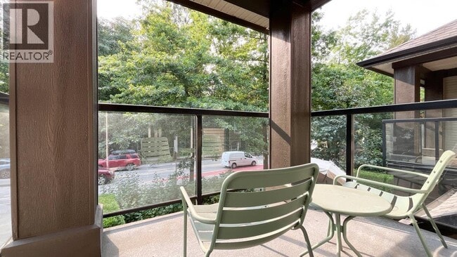 7000-7021 21st Ave in Burnaby, BC - Building Photo - Building Photo