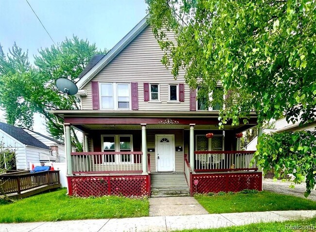 1 Clinton St in Mount Clemens, MI - Building Photo - Building Photo