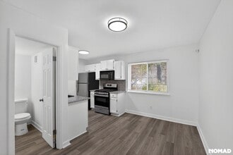 405 Fairburn Rd SW in Atlanta, GA - Foto de edificio - Building Photo