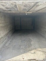 235 Cook St in Victoria, BC - Building Photo