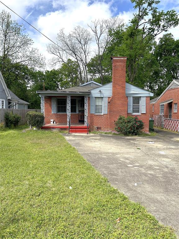 property at 3616 Gaston Ave