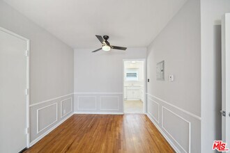 5301 Vantage Ave in Los Angeles, CA - Building Photo - Building Photo
