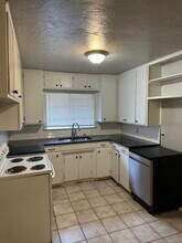 1708 Westchester Dr in The Village, OK - Building Photo - Building Photo