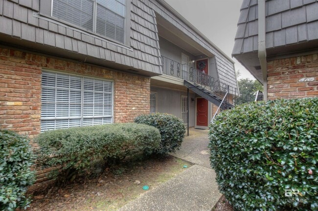 property at 207 S Mobile St