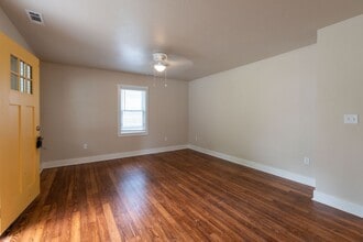 1523 S Grant Ave in Springfield, MO - Building Photo - Building Photo