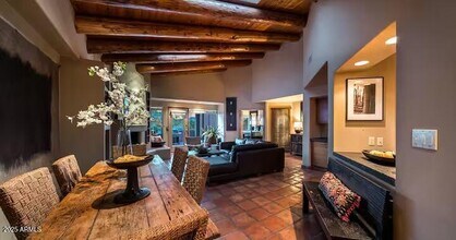 9165 E Sunflower Ct in Scottsdale, AZ - Building Photo - Building Photo