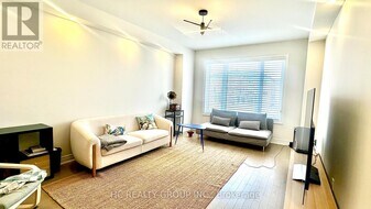 2852 Whites Rd in Pickering, ON - Building Photo