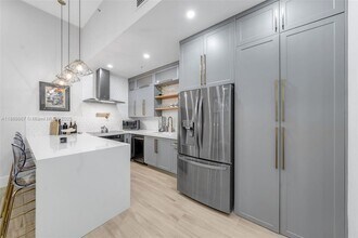 935 Euclid Ave, Unit 5 in Miami Beach, FL - Building Photo - Building Photo