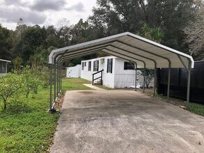 21364 Canal Dr in Brooksville, FL - Building Photo - Building Photo