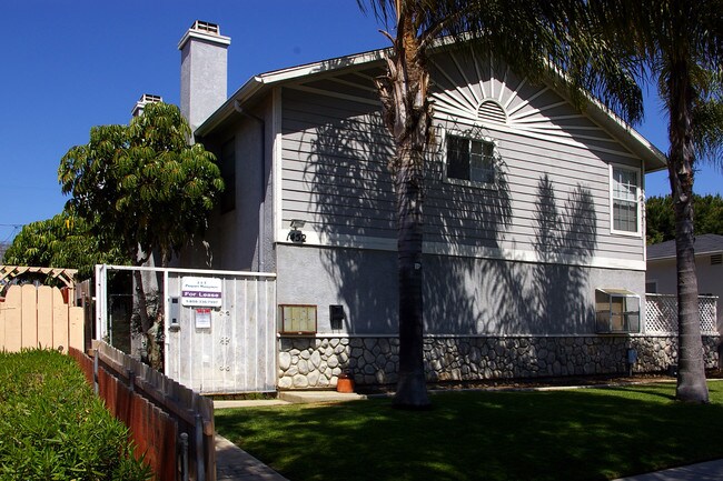 1452-1456 Diamond St in San Diego, CA - Foto de edificio - Building Photo
