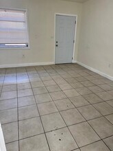 1855 NW 43rd St in Miami, FL - Building Photo - Building Photo