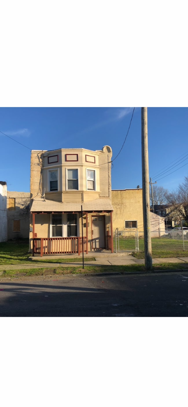 2005 Grant Ave in Atlantic City, NJ - Building Photo - Building Photo