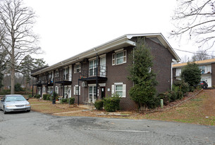 Lakewood Manor Apartamentos