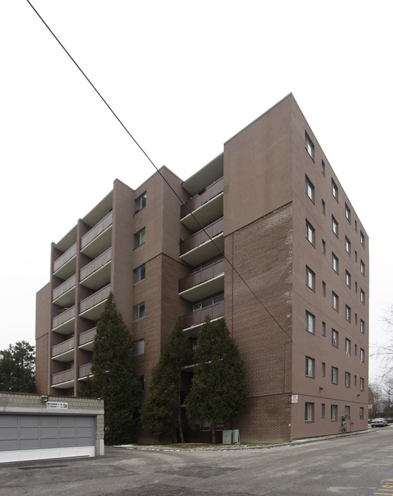 1219 Dundas St W in Mississauga, ON - Building Photo