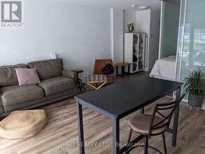 15-415 Baseball Pl in Toronto, ON - Building Photo - Building Photo