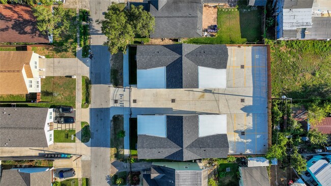 property at 2613 Delafield St